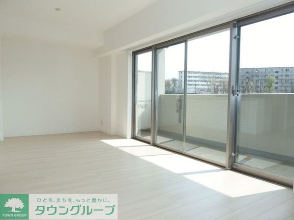 プレシス多摩永山レヴィエの物件内観写真